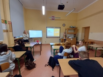 ee09b51d-1f50-414e-951d-f5d296e34b44