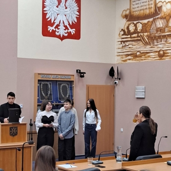 2dc82f38-2b3f-40c1-97b2-f4d2d16e98ca