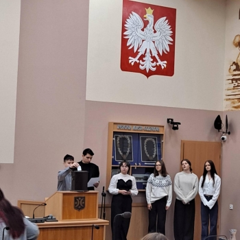 c42aacce-6fbe-4cc0-8cb2-00895171de1a (1)