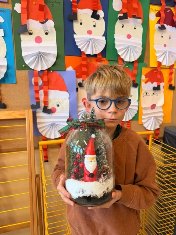 8695f906-33ae-4f91-80e3-8bca4ff051b8