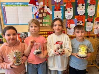 9679b666-7317-466c-b6be-2e71296d96aa