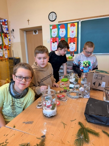 eba3c530-c7f0-4742-81f9-05d7e1a88fe6