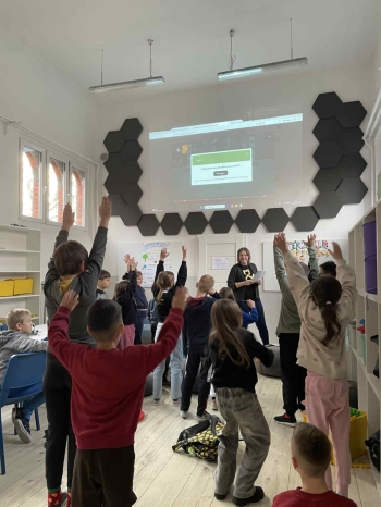 6f8a03a4-a3c5-43ee-9ce8-bec8b6292239