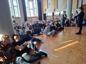 382cbb99-5a3c-4da5-80b2-bd6f87686dbc