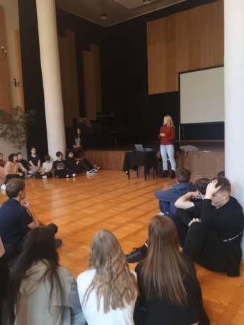 48ff8d1d-21e6-46fc-add2-6d75deecd746