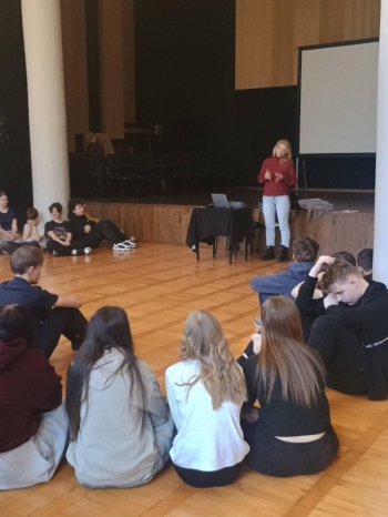 70e5178d-6c4f-42fe-b913-71de2c2d0b0b