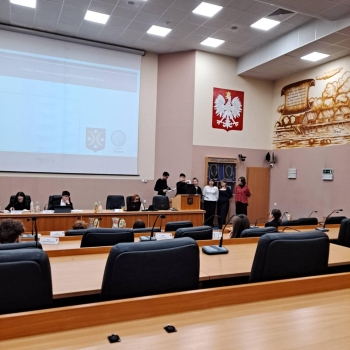 c8b70369-e9eb-4180-9e87-009cfe859ed1