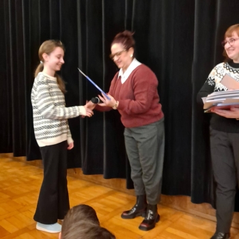 72322415-f4ea-4b4e-bc57-9c4ae1442e0a.jfif