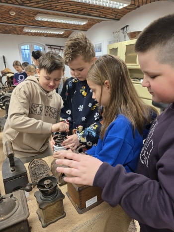 12bb2cc3-291a-43c6-8b33-0b748358f835.jfif