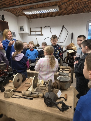 52d91f16-cdc9-4b58-ba2c-4d99e41fa836.jfif