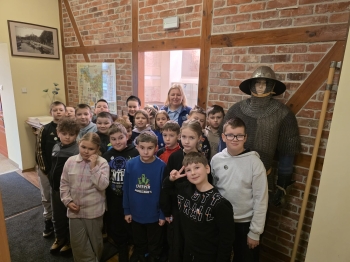 78c49ff4-7a1c-43db-b330-28ef86181bf8.jfif