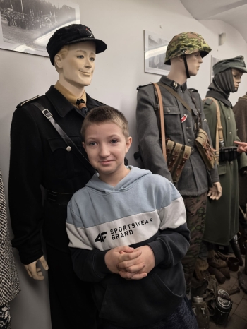 ef2a017d-a19a-403e-8afd-145112b1c0f8.jfif