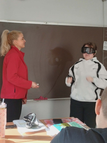 3835c527-fdfa-40c7-9649-d549dd10e09c.jfif