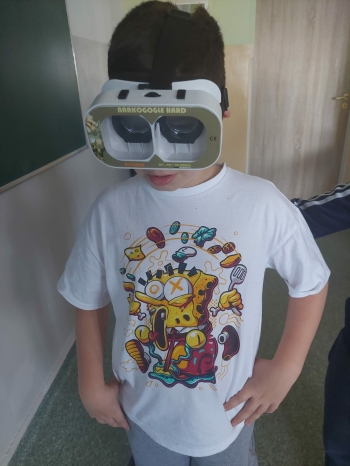 61faad17-1645-4105-b88f-70a747e1c8cc.jfif