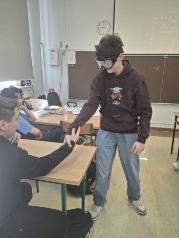 8547be77-b069-4e87-8a8d-ab63ae28a754.jfif