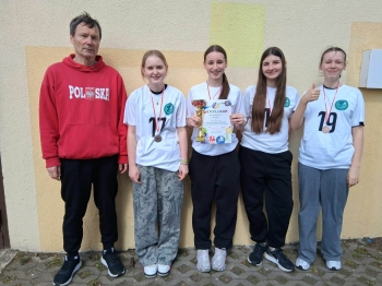 4cc4e36c-7a4e-4ca5-b3d9-e3faf9d4dc6a.jfif