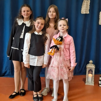 1cab7602-fac8-4f77-bd23-ec739aa98230.jfif