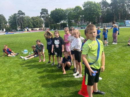 Gry i zabawy klas I–IV 