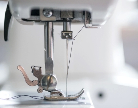 Zajęcia z szycia na maszynie